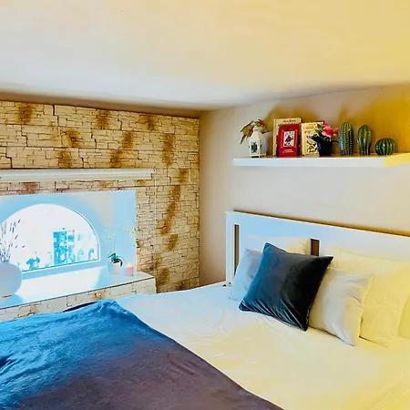 Kerepesi 3 - Opposite Keleti Station Homestay